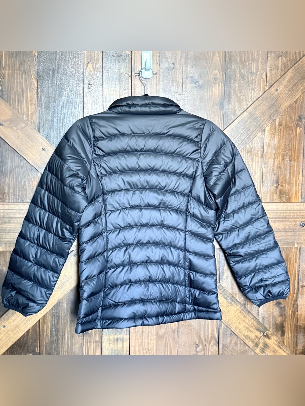 NWT Patagonia® Girls' 600 Fill Down Quilted Black Jacket Coat Size XL 14 - Picture 3 of 11